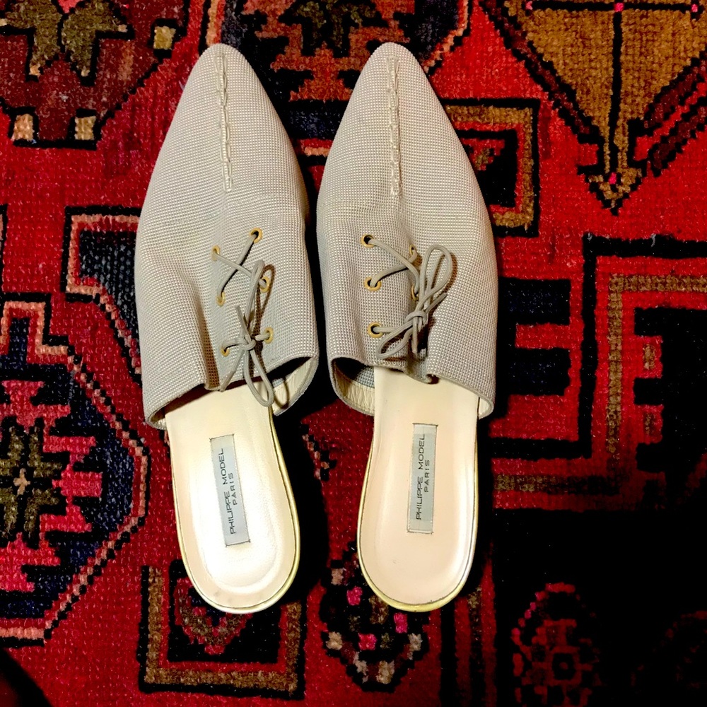 Stylish Pointed toe mules - Picture 2 of 2